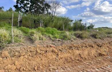 Imagem: O terreno possui 600m² de Área e está localizado em Centro