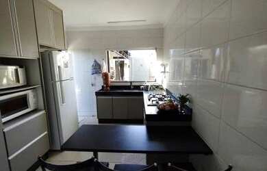 Imagem 1: Vendo casa na Vila Camarim