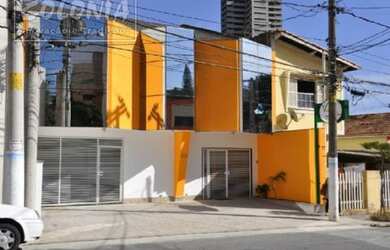 Imagem: O depósito possui 1 Vaga na garagem, 25m² de Área e está