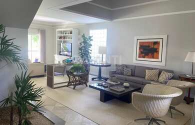 Imagem: A casa em condomínio possui 4 Dormitórios, 4 Banheiros, 4