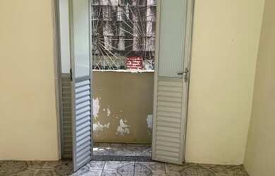 Imagem: A casa possui 2 Dormitórios, 2 Banheiros e está localizado