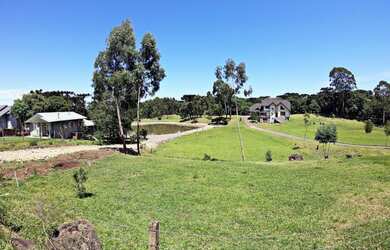 Imagem: O terreno possui 1.776m² de Área e está localizado em Gramado