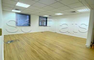 Imagem: O depósito possui 1 Vaga na garagem, 31m² de Área e está