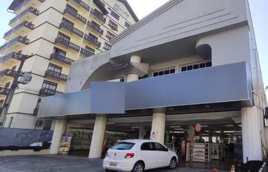 Imagem: O depósito possui 1.360m² de Área e está localizado em