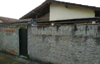 Imagem 1: CASA VENDO OU ALUGO. Varanda, 80m² de Área, 1 Banheiroe2 Dormitórios