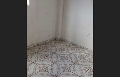 Imagem 2: Aluguel de Quitinete. Varanda, 1 Banheiroe1 Dormitório