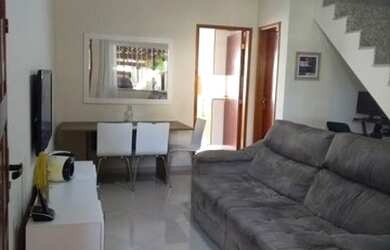 Imagem: A casa possui 2 Dormitórios, 2 Banheiros, 1 Vaga na garagem