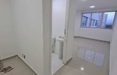 Imagem: O depósito possui 1 Vaga na garagem, 25m² de Área e está