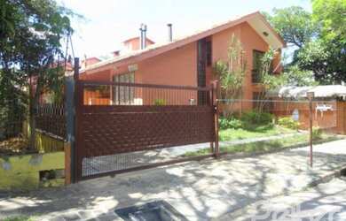 Imagem: A casa em condomínio possui 2 Dormitórios, 2 Banheiros, 1