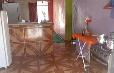 Imagem 3: Vende-se uma casa. 12m² de Área, 1 Banheiroe2 Dormitórios