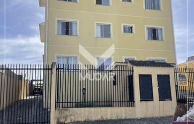 Imagem: O apartamento possui 3 Dormitórios, 1 Banheiro, 1 Vaga na garagem