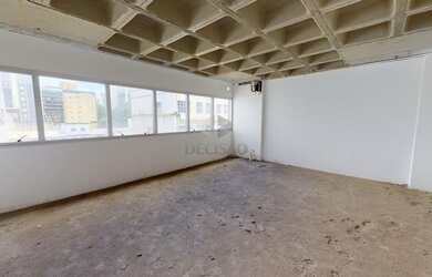 Imagem: O depósito possui 1 Vaga na garagem e 50m² de Área e está