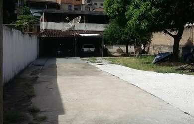 Imagem: O terreno possui 434m² de Área e está localizado em Esperança