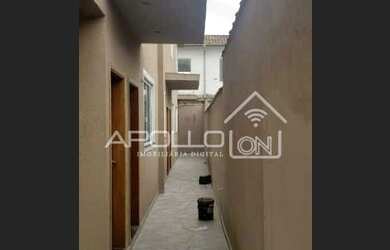 Imagem: A casa possui 2 Dormitórios, 1 Banheiro, 1 Vaga na garagem