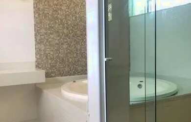 Imagem 15: Linda Casa em Condomínio Fechado com 4 suítes, Gabinete e Home Buraquinho - Lauro de Freit