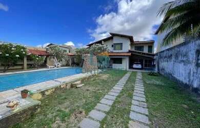 Imagem: A casa possui 5 Dormitórios, 5 Banheiros, 5 Vagas na garagem