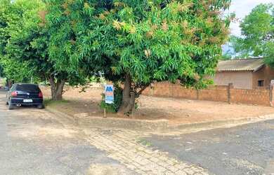 Imagem: O terreno possui 250m² de Área e está localizado em Centro