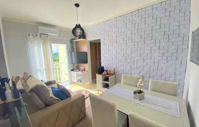 Imagem: O apartamento possui 2 Dormitórios, 1 Banheiro, 1 Vaga na garagem