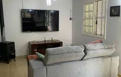 Imagem 13: Casa com piscina e pátio fechado, localizado no bairro Linha Bonita em Gramado/RS