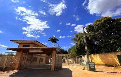 Imagem: A casa em condomínio possui 2 Dormitórios, 2 Banheiros, 2
