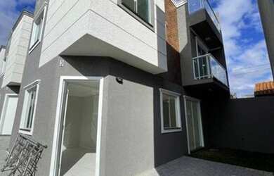 Imagem: A casa possui 2 Dormitórios, 3 Banheiros, 1 Vaga na garagem