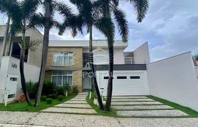 Imagem: A casa em condomínio possui 3 Dormitórios, 4 Banheiros, 2