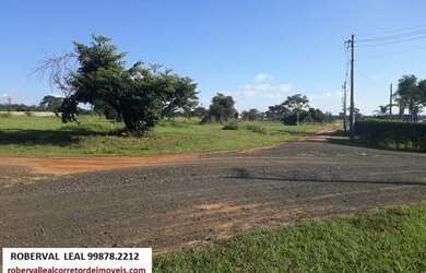 Imagem: O terreno possui 3000m² de Área e está localizado em Área