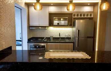 Imagem: O apartamento possui 1 Dormitório, 1 Banheiro, 1 Vaga na garagem