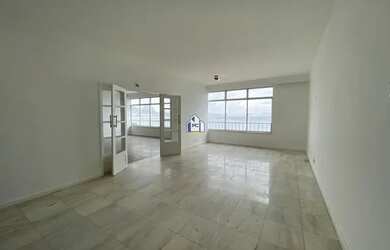 Imagem: O apartamento possui 4 Dormitórios, 3 Banheiros, 2 Vagas na