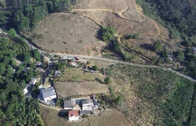 Imagem 3: Terreno em Roda D Agua. 674.800m² de Área