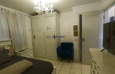 Imagem 9: Sobrado em Porto Alegre, no bairro Hípica, com 3 dormitório s , e 3...