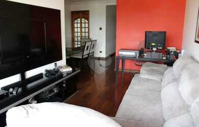 Imagem: O apartamento possui 3 Dormitórios, 2 Banheiros, 1 Vaga na