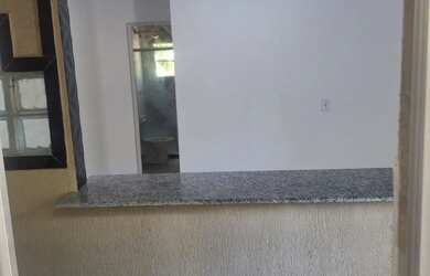 Imagem: A casa para alugar possui 1 Dormitório, 1 Banheiro, 50m² de