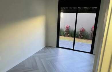 Imagem 9: Casa de Condomínio com 3 suítes, área gourmet, piscina e 4 vagas para venda com 436m²