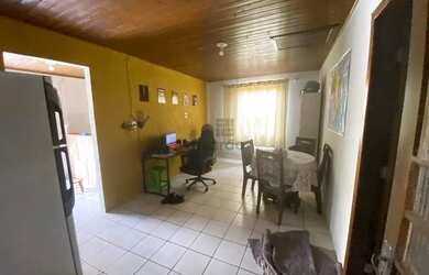 Imagem 2: Casa à Venda em Santa Maria, RS