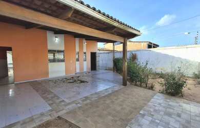 Imagem 6: Vende-se casa. No plaza garden com três quartos, piscina Valor R$280mil reais