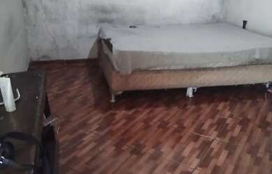 Imagem 2: Vendo barracão. 1 Banheiroe2 Dormitórios