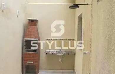 Imagem: A casa possui 2 Dormitórios, 1 Banheiro, 1 Vaga na garagem