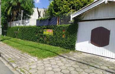 Imagem: O terreno possui 1.500m² de Área e está localizado em Centro