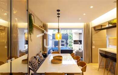 Imagem: A casa em condomínio possui 3 Dormitórios, 5 Banheiros, 2