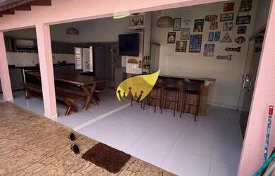 Imagem: A casa em condomínio possui 2 Dormitórios, 2 Banheiros, 2