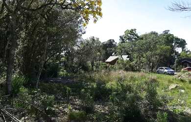 Imagem: O terreno possui 790-0m² de Área e está localizado em Canela