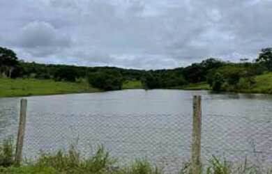 Imagem: A fazenda possui 715m² de Área, Imóvel novo e está localizado