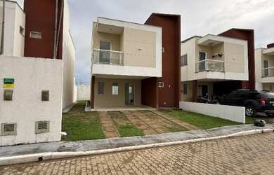 Imagem: A casa em condomínio possui 3 Dormitórios, 3 Banheiros, 2