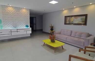 Imagem: O apartamento possui 2 Dormitórios, 2 Banheiros, 2 Vagas na