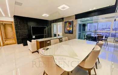 Imagem: O apartamento possui 4 Dormitórios, 5 Banheiros, 2 Vagas na