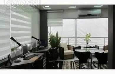 Imagem: O depósito possui 2 Vagas na garagem, 85m² de Área e está