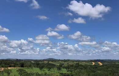 Imagem: O terreno possui 1000m² de Área e está localizado em Jaboticatubas