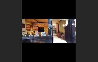 Imagem: A casa possui 4 Dormitórios, 4 Banheiros, 3 Vagas na garagem