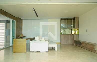 Imagem: A casa em condomínio possui 3 Dormitórios, 4 Banheiros, 2